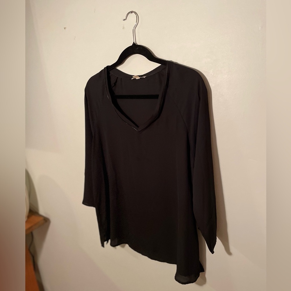 Pleione - Black 3/4 Sleeve Zipper Detail Blouse - Size M​